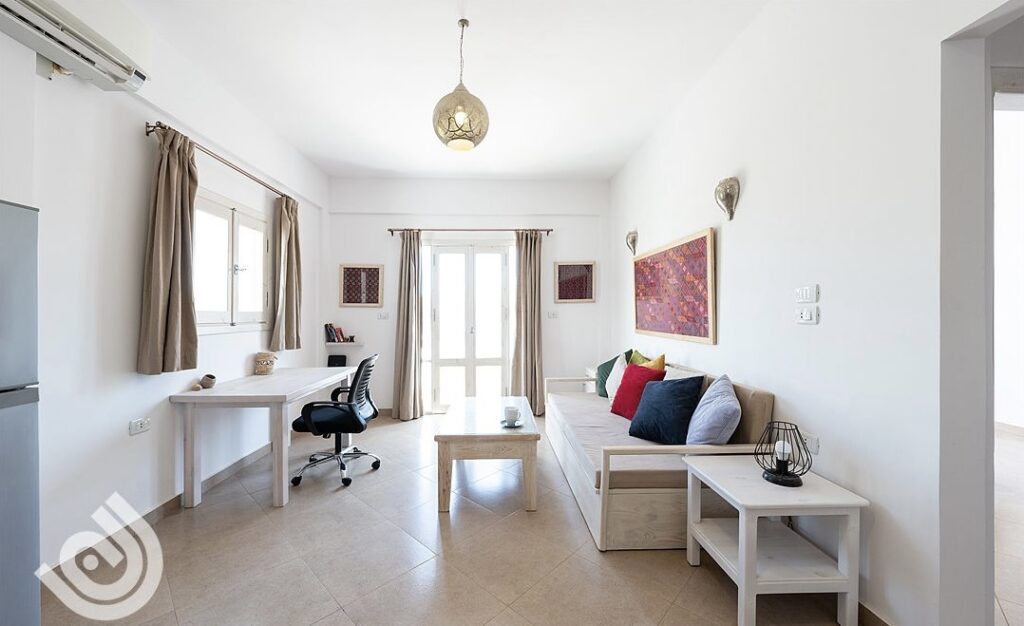 3fed4a9b-c216-419c-97c3-175b6550f4bc (1)