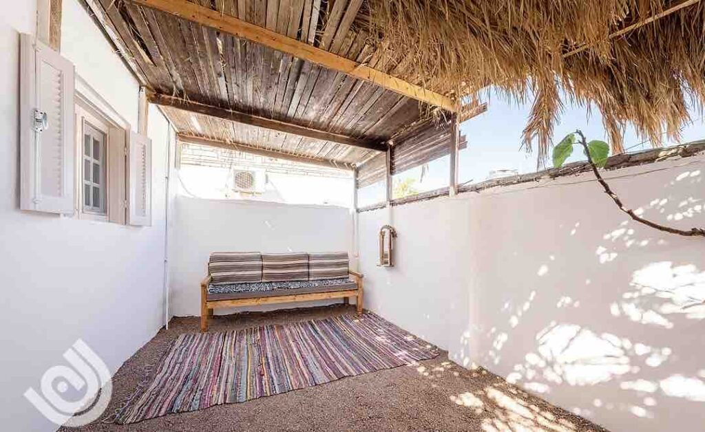 8584f9bd-dc14-4535-bda8-fe37cfa84c8b (4)